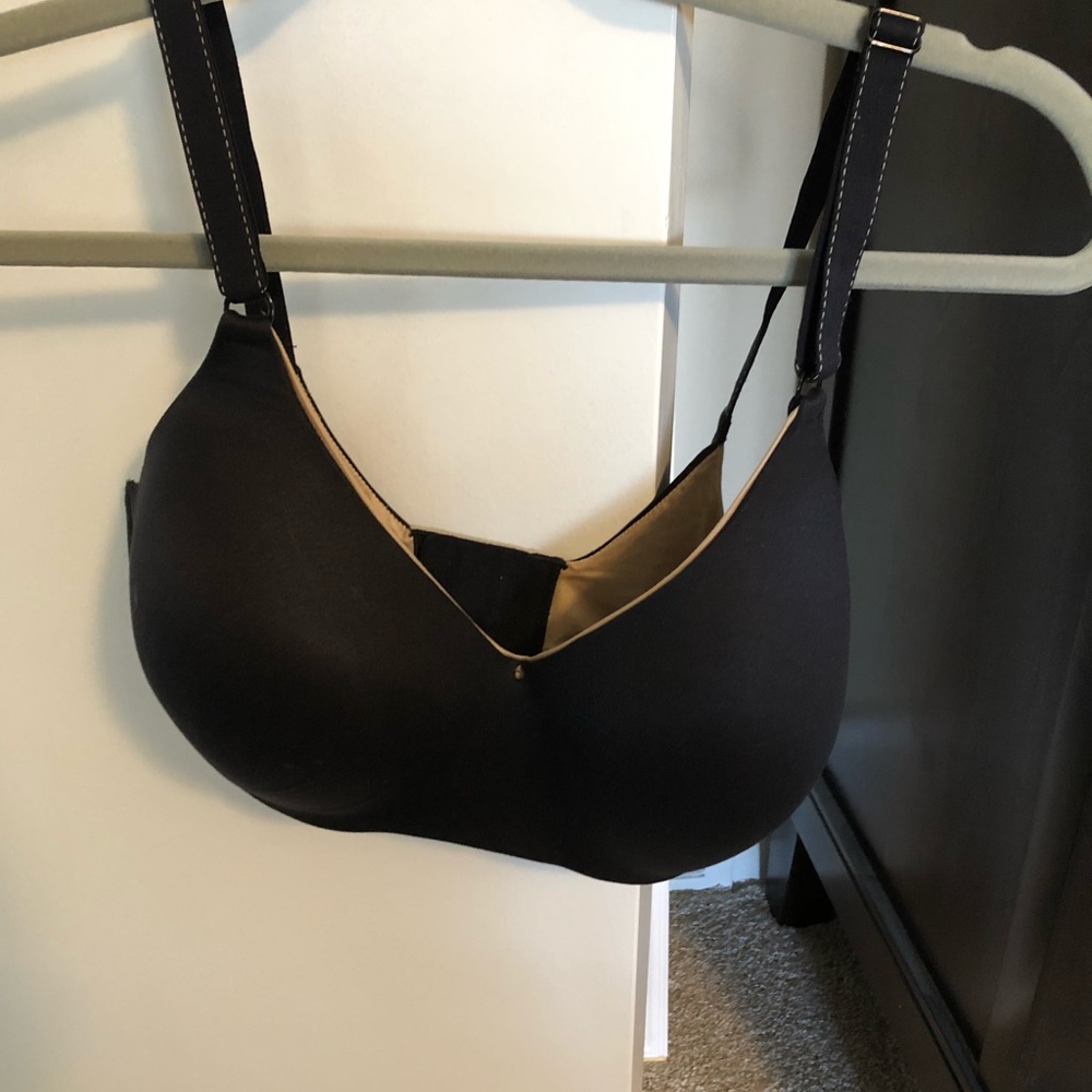Maidenform black bra